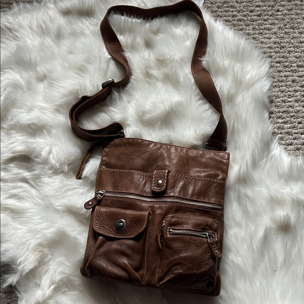Roots Venetian XL crossbody bag